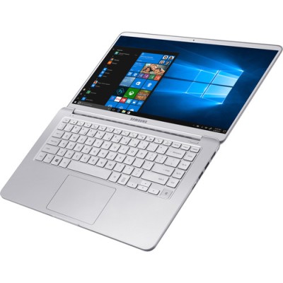 SAMSUNG NOTEBOOK NP900X3T I7 8th generation 8gb ram 256 ssd 13-inch Display Laptop
